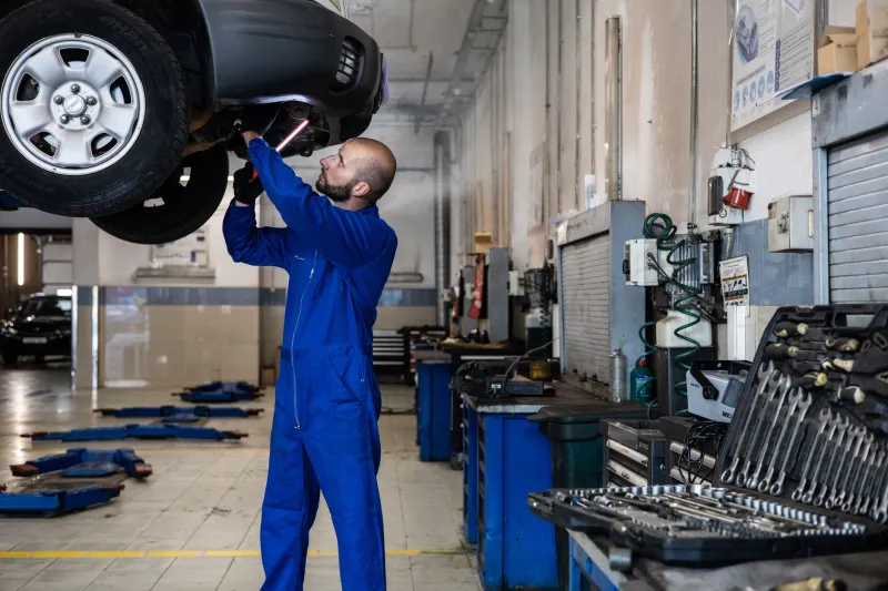 Dealer Tool vs. Aftermarket Scanner: What You're Actually Paying For — and When It Matters
